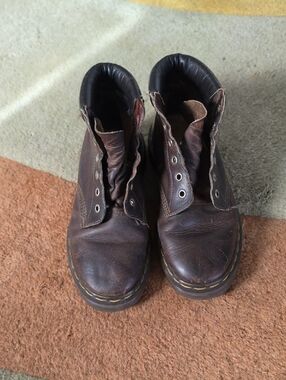 Dr Martens 939 Ben Boots Women's US 6 Brown